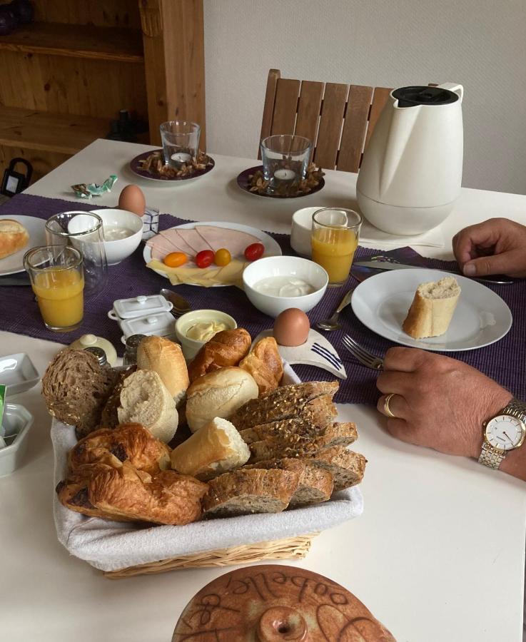 Bed and Breakfast Le Bois Du Four Arfeuilles Esterno foto