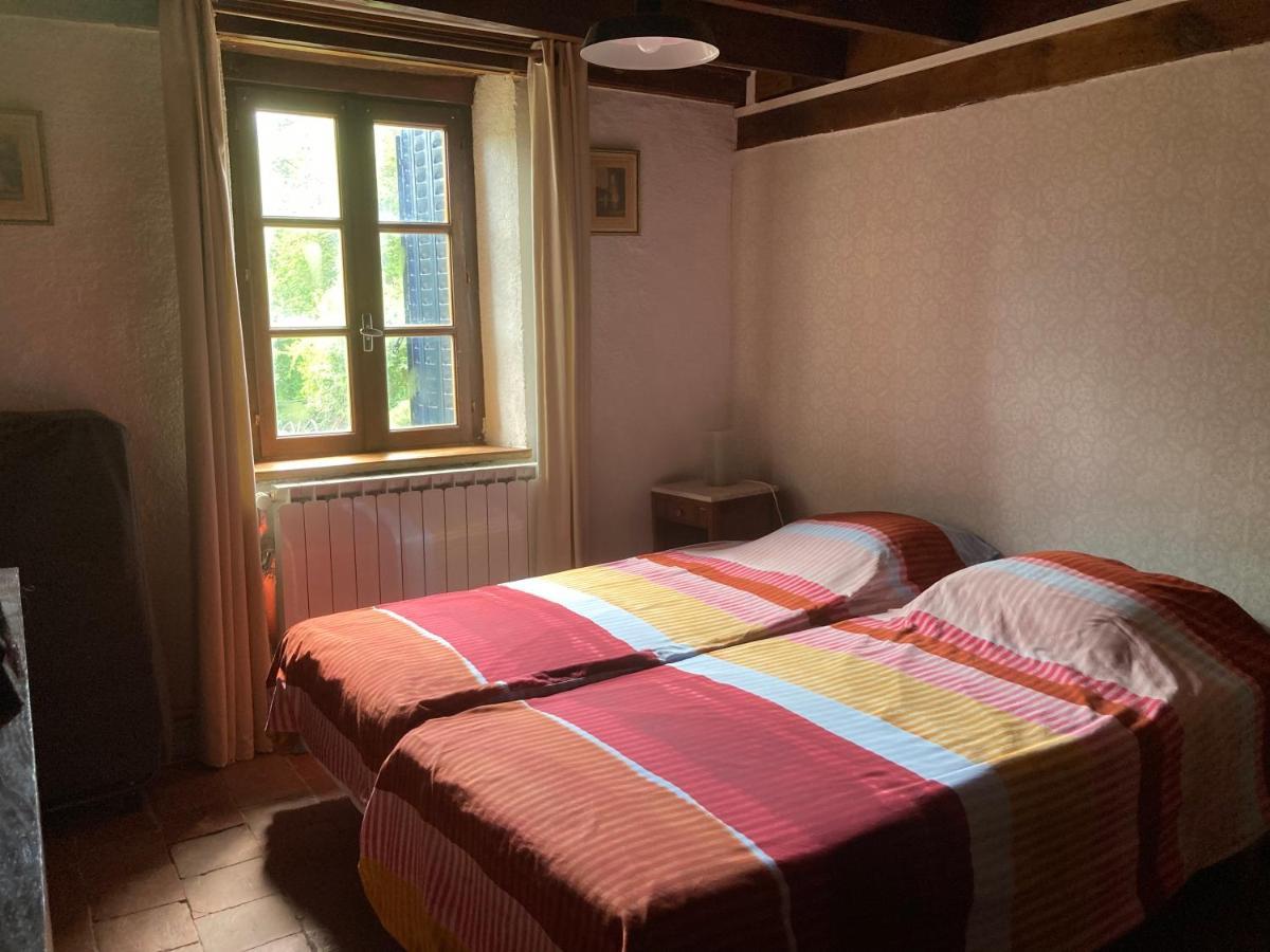 Bed and Breakfast Le Bois Du Four Arfeuilles Esterno foto